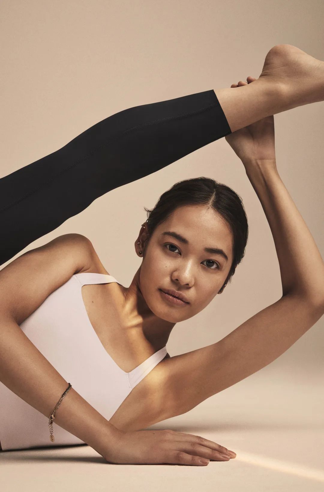 瑜伽属于每一个人全新nikeyoga系列释放你我潜能