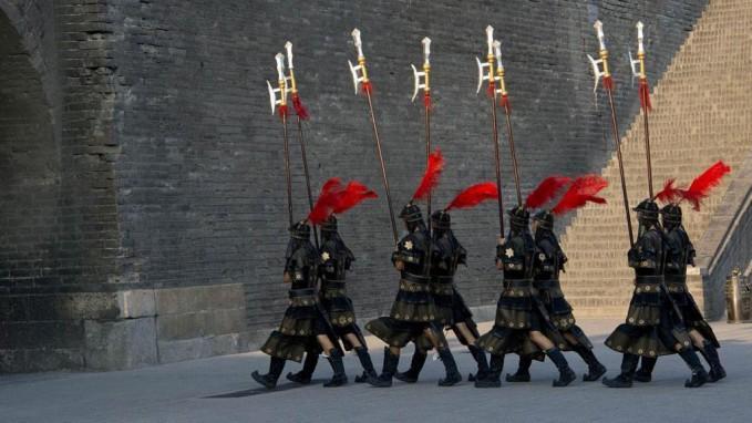 古代将领造反，为什么士兵都跟着响应？反对不行吗？_大量的