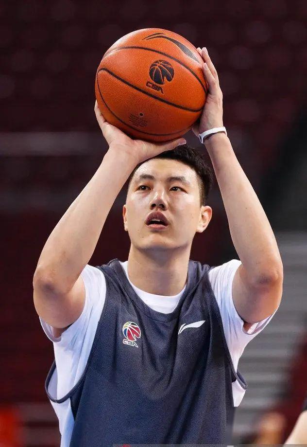 巅峰荣耀拼命三郎翟晓川