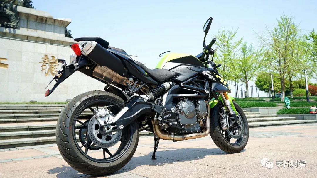 推荐阅读摩智测评46800元的2020款黄龙600动态测评