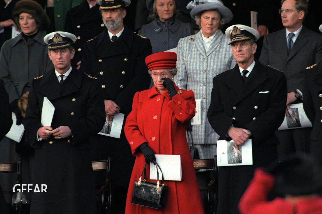 g明星英国皇室成员被拍下流泪的瞬间王子公主也有眼浅时