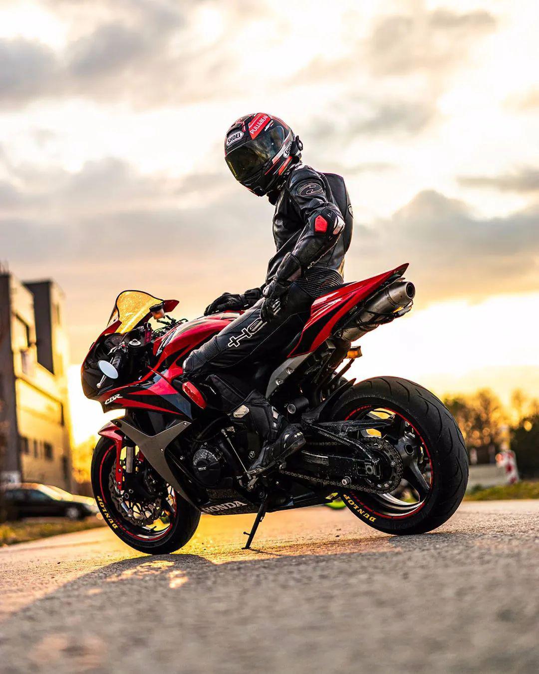 无水印15个骑车耍帅的姿势