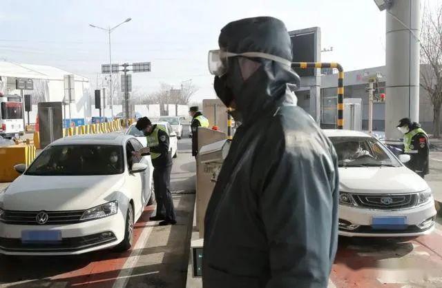 外地車輛臨時進京沒有限制,但需要在各高速進京檢查站辦理進京證,若未