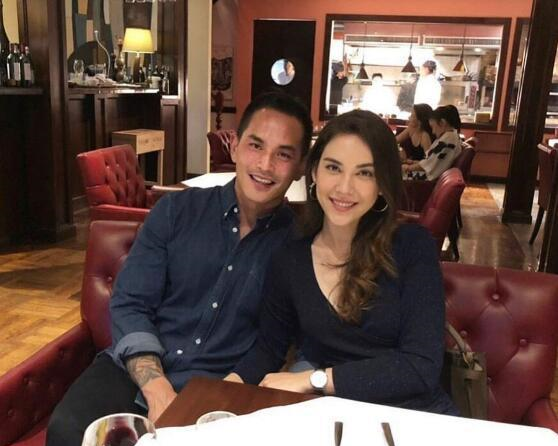 泰星matt与宋干秀恩爱aff带女儿给前婆婆庆生高下立见