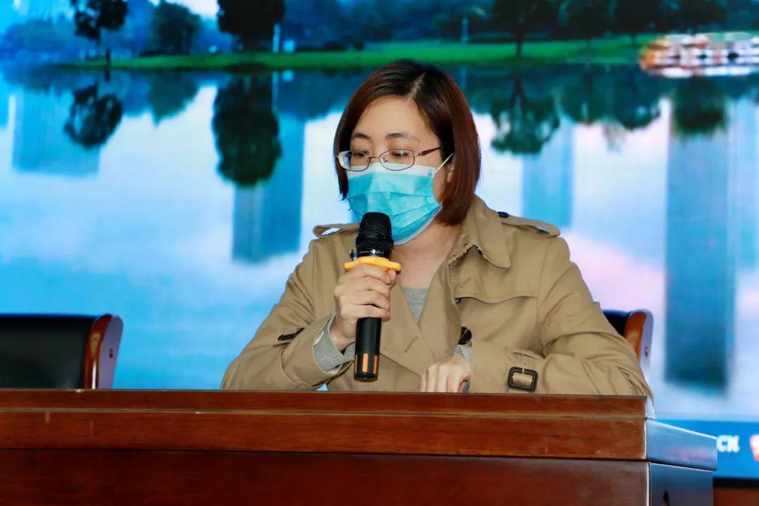 持书仗剑护君归