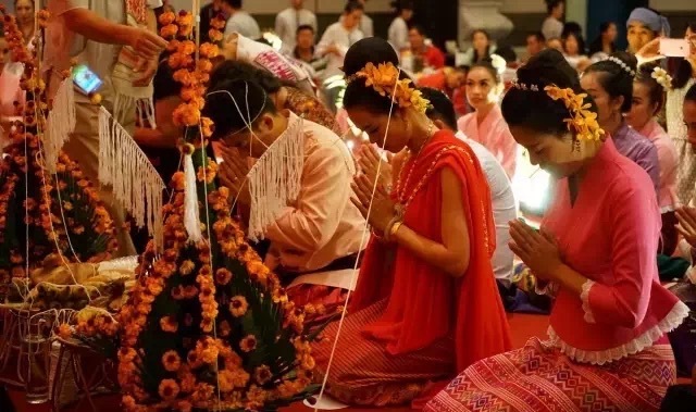 傣族婚俗图片