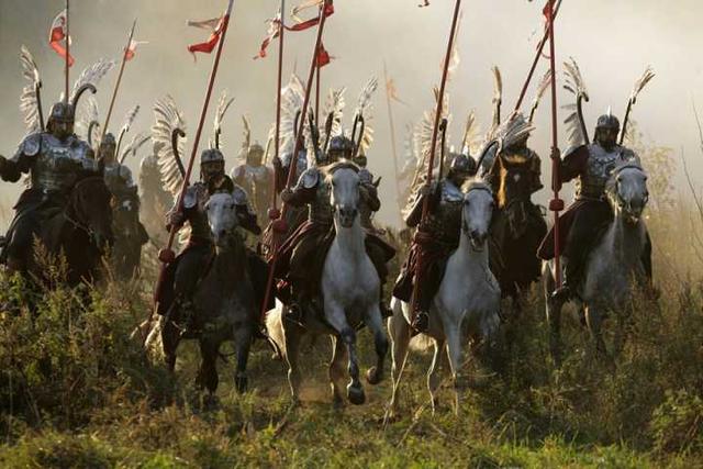 所以紧急动员了六万主力,其中还包含了一部分萨克森的骑兵