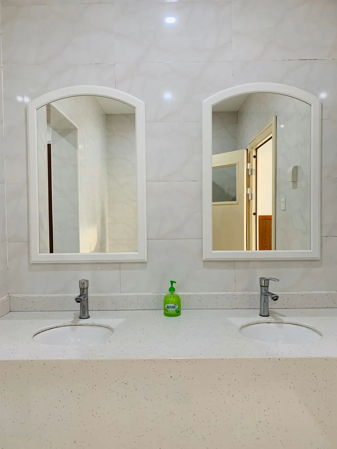 等学子回家重庆一中全力做好开学准备工作