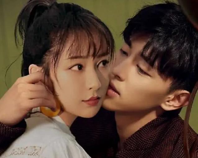 和杨紫拍过婚纱照的明星前三位已火成一线他却被大家遗忘