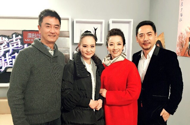 60岁刘雪华真减龄,素颜气质不是一般高雅,年轻旧照美的惊艳_造型