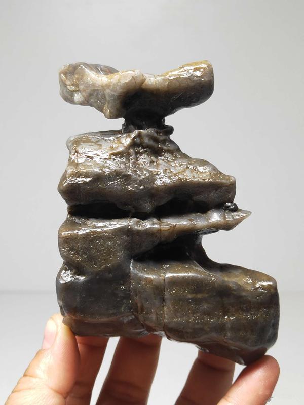 人工打磨奇石为何备受唾弃?看完这3点分分钟明白人工石害人之处_石头