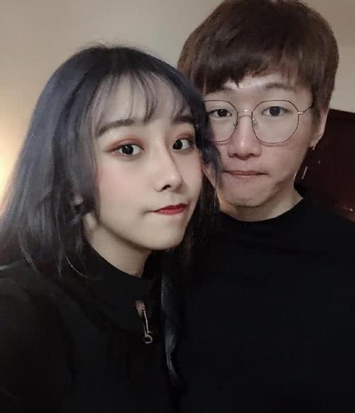 而在今天凌晨,徐姨娘发千字微博回忆自己和宁王的恋爱过程,澄清自己