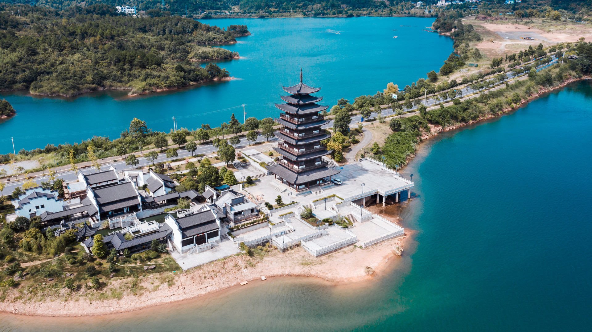 杭州这个湖泊以天下第一秀水闻名水下藏千年古城却被遗忘了50年