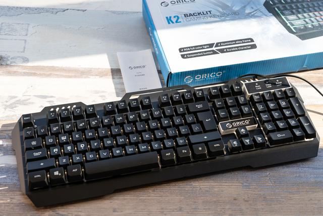 原创既有炫酷背光还有出色手感oricok2游戏键盘体验