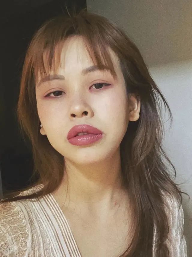 被公认的丑唇形中一个就很影响气质