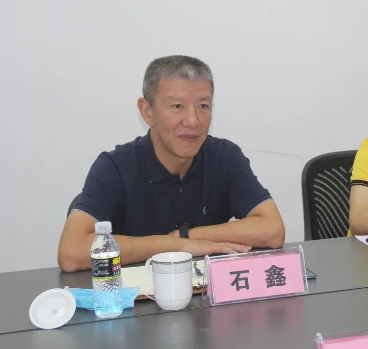 海垦实业集团与中建院海南分院就合作事宜洽谈交流_石鑫