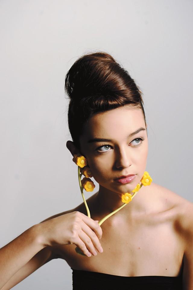 瘦脸瑜伽3个小方法让瘦脸更轻松