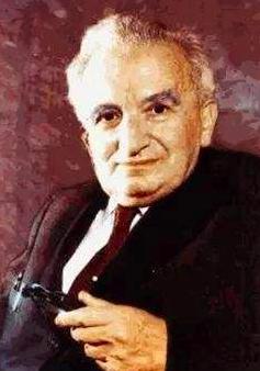 现场鸦雀无声,冯·卡门则略一思索就报出答数.