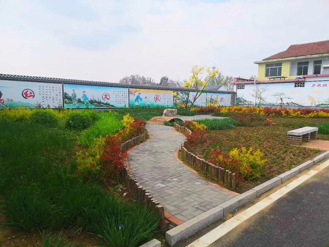 咱周村一村一景打造有特色的村内景观城北路街道这样做
