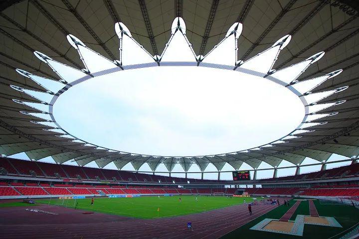 广州恒大足球场效果图图片