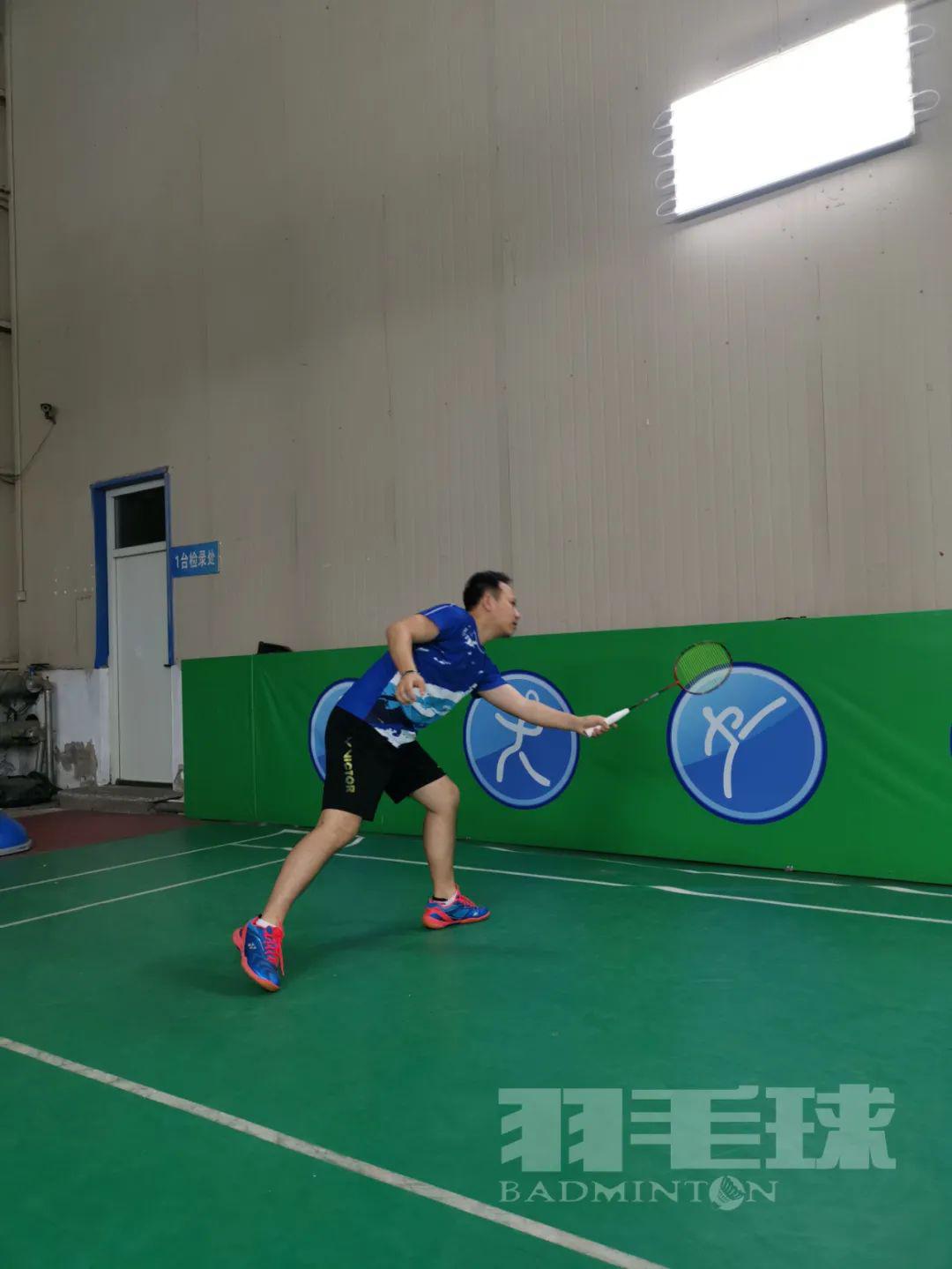 技术纠错变被动为主动接杀球技术之正手接杀挑球