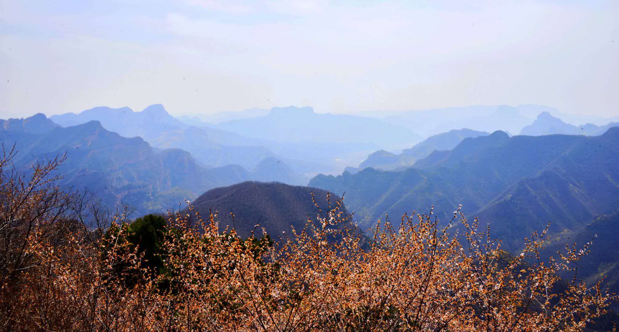 左权莲花岩图片