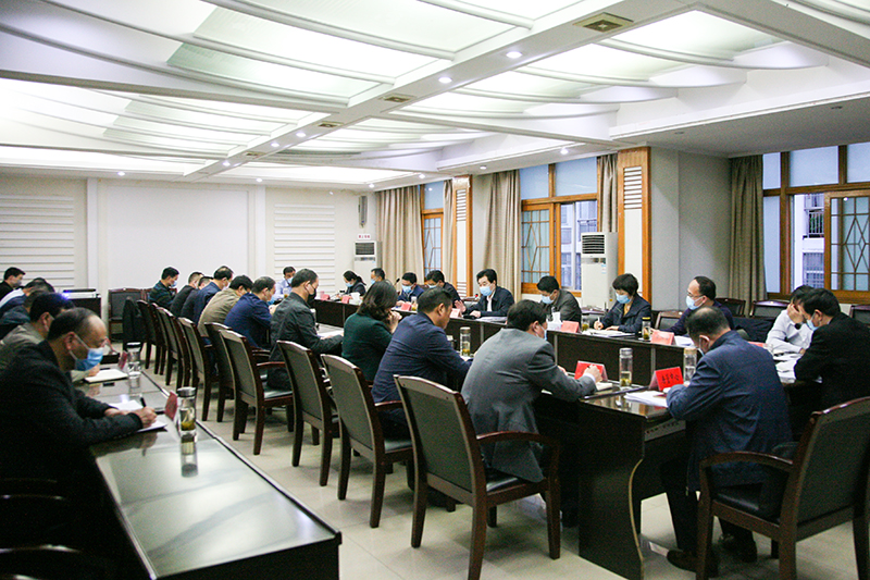 潢川县县委书记赵亮主持召开商贸服务业及商务中心区项目组团观摩调度