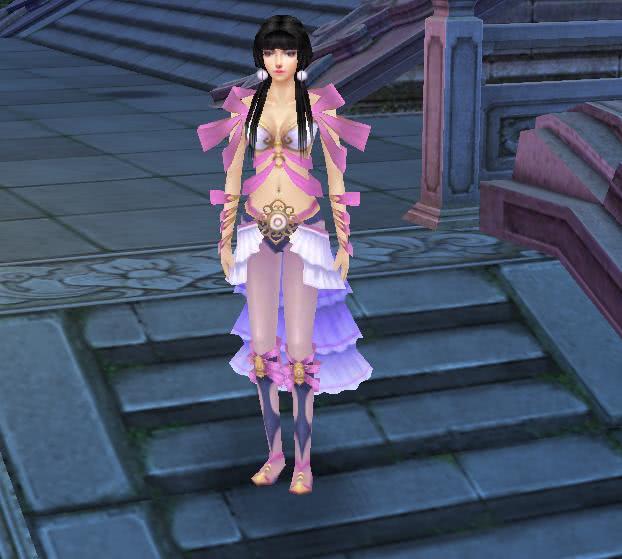 天龙八部:还记得你的第一件时装是什么么?小编的是骷髅战甲!