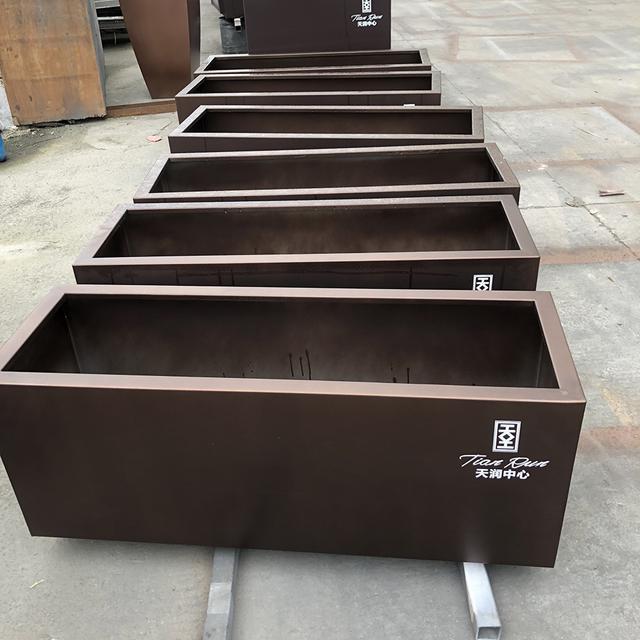 江苏鑫宇不锈钢花箱亮丽的城市景观