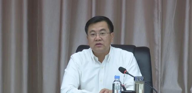 杨海主持召开阿右旗煤炭资源领域违规违法问题专项整治会议