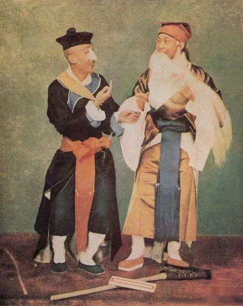 《扫松下书》 周信芳 饰 张广才,周五宝 饰 李旺周先生这出《扫松》
