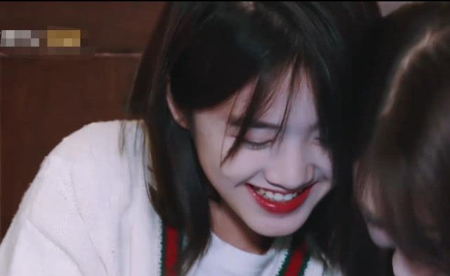 《变形计》迎潮汕校花,回家出租车上卸妆,得知原因难怪要离家!_郑莹佳