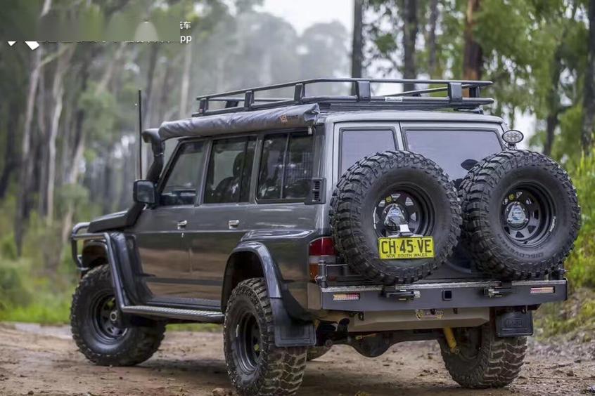 年过30的日产途乐y60被arb点缀出了一副穿越改装风情