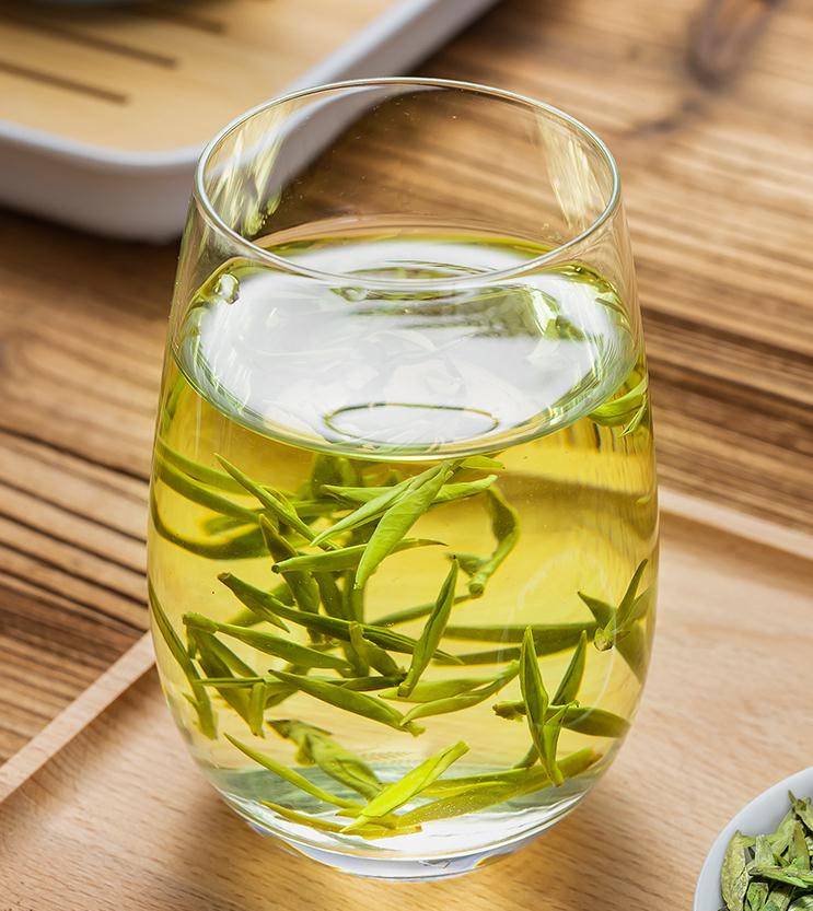 一,西湖龙井狮峰产区西湖龙井五大产地,以狮子峰所产龙井茶最佳,古人