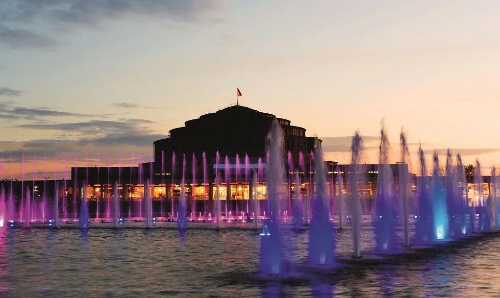 喷泉不只是装饰,更是古代居民的饮用水源