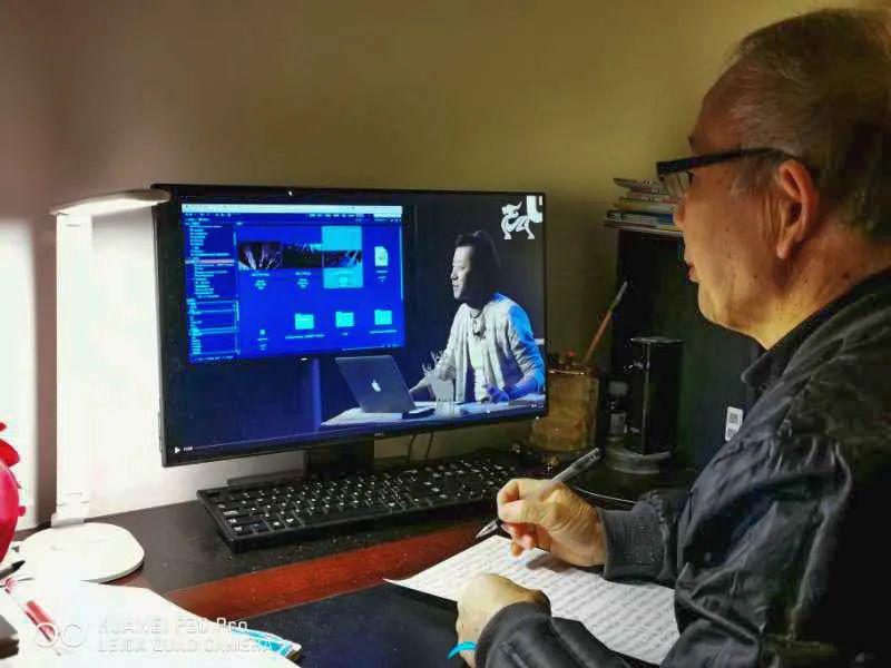 老年大学借助中国老年大学协会线上教育平台资源,开通"网上老年大学"