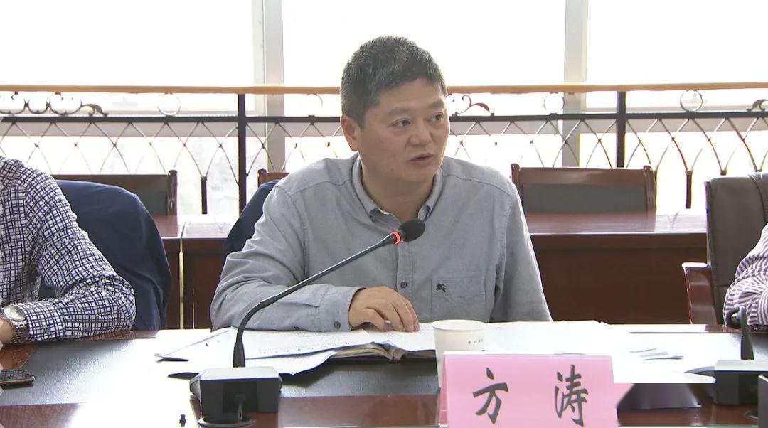 遵义市委常委,仁怀市委书记黄兴文,仁怀市委副书记李远,市政府副市长