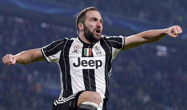 银河主帅谢洛托在接受媒体的采访时谈到了尤文图斯超级射手伊瓜因