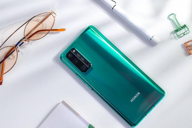 荣耀30pro图赏低调玻璃下的流光溢彩