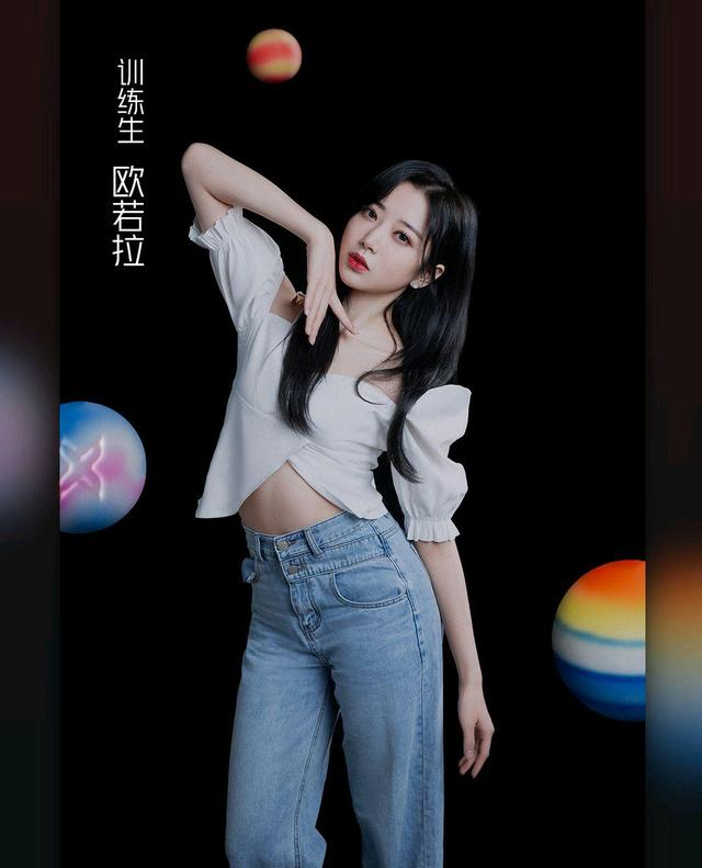 人气与实力齐聚的学员也在其中_杨雨彤