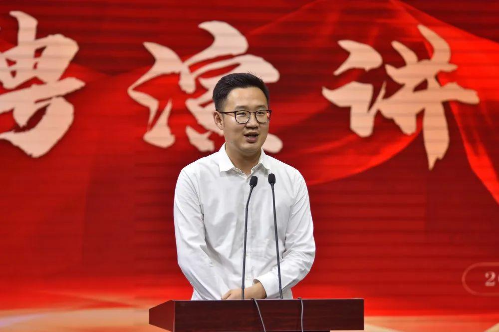 6号选手龚俊楠▲8号选手陈朝政▲9号选手叶子龙▲10号选手陈镜宇