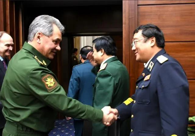 越南海军中将司令与俄罗斯关系密切主管越占岛礁是个强硬派