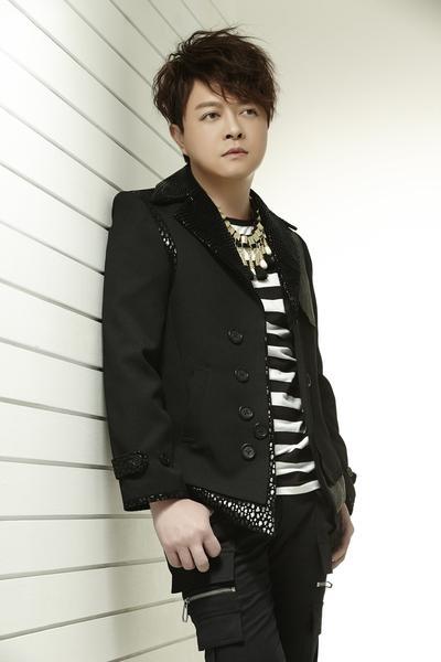 44岁翁立友自曝患绝症,被医生诊断后内心恐慌,出道23年未婚无子