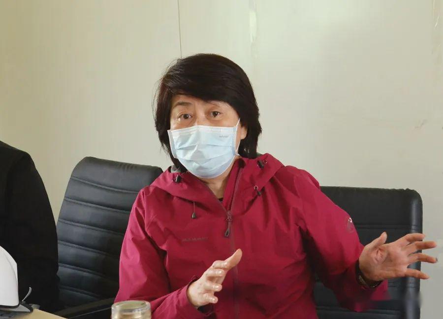 住总集团副总经理赵秋萍到古月佳园项目检查指导