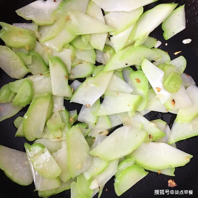 家常快手菜清炒佛手瓜