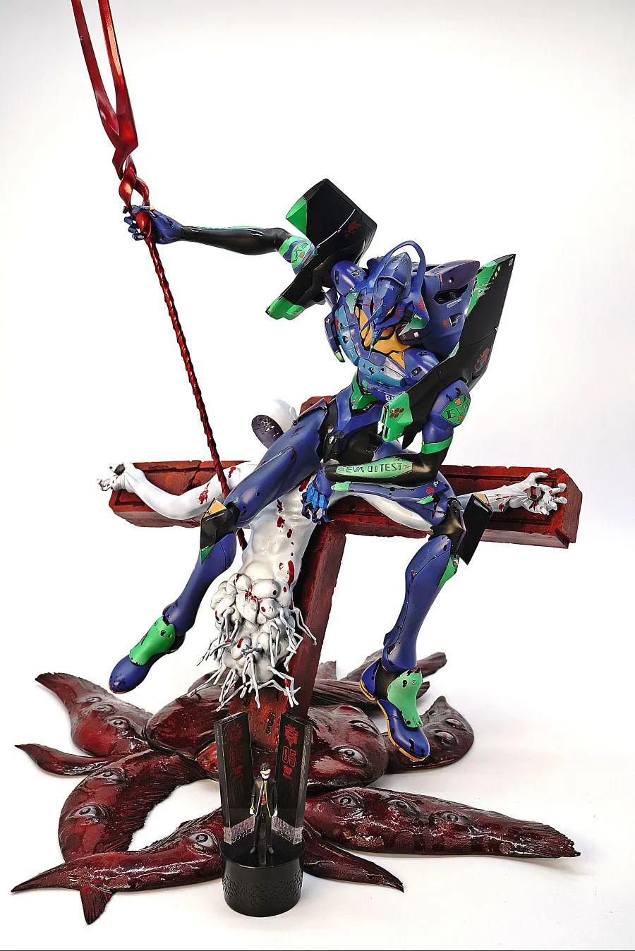 初号机朗基奴斯枪和莉莉斯这个涂装真带感