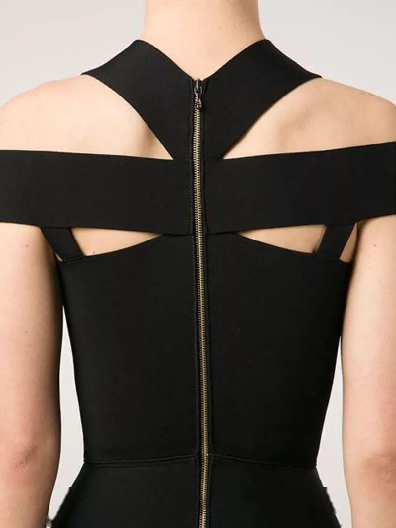 恰当的颈背部设计,将会使服装的侧面与背面的款式内容更为丰富.