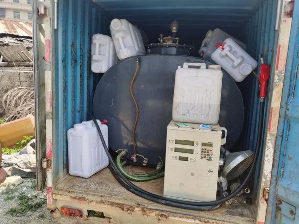 "黑油站"接连被端揭阳市公安局打私支队在市局党委委员,副局长张林华