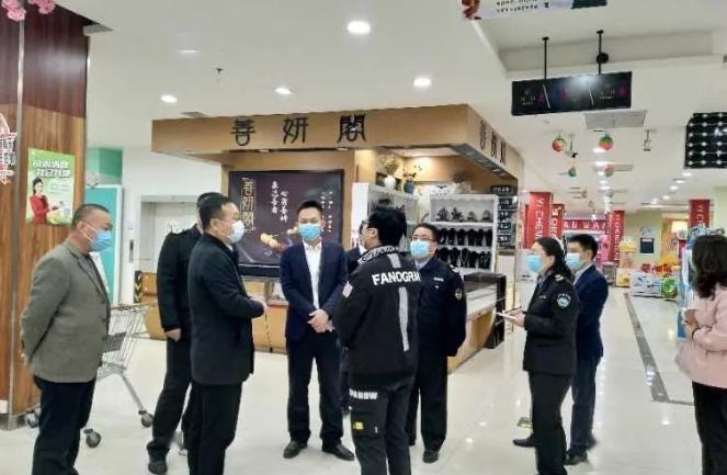 华阴市副市长崔金杰对市场复工复产情况进行调研