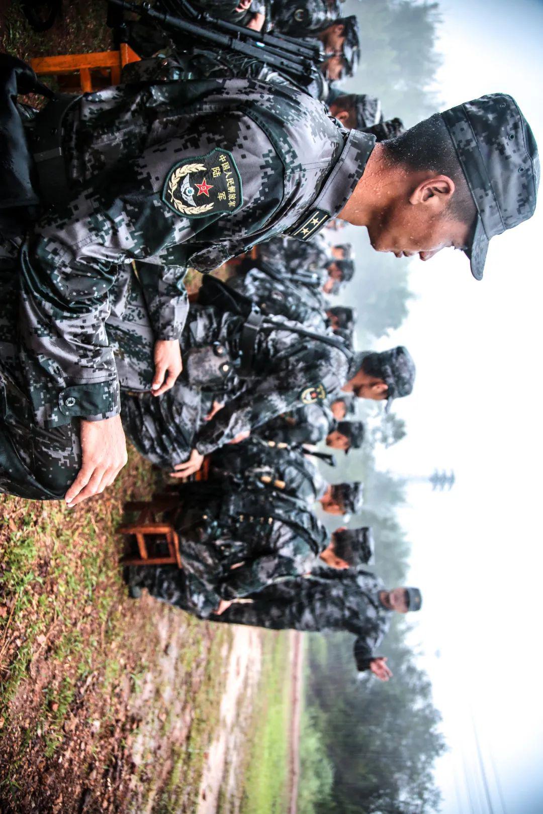 练为战南部战区陆军淬火练兵ing